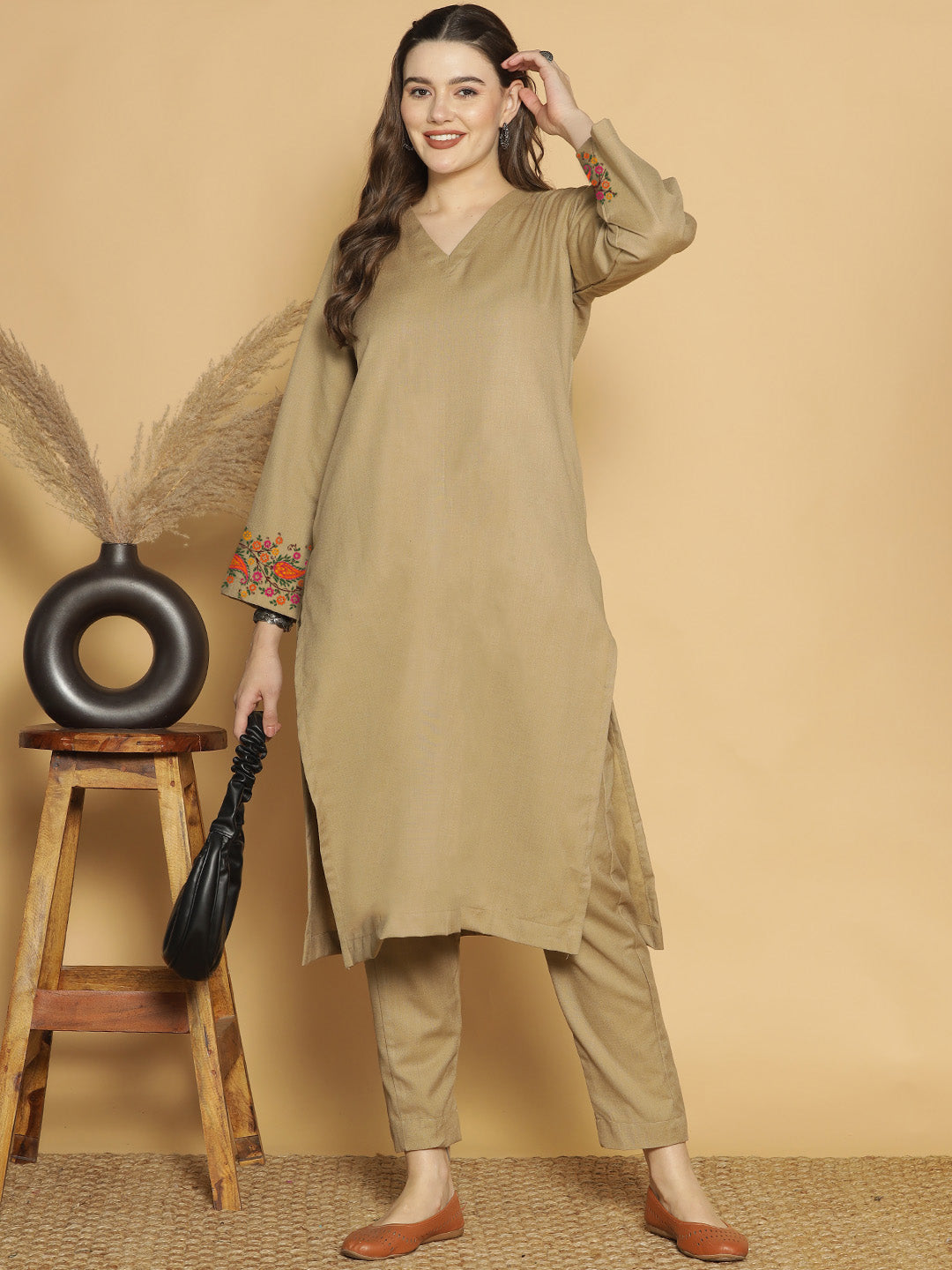 Beige Acrylic LongKurta - Gulzar