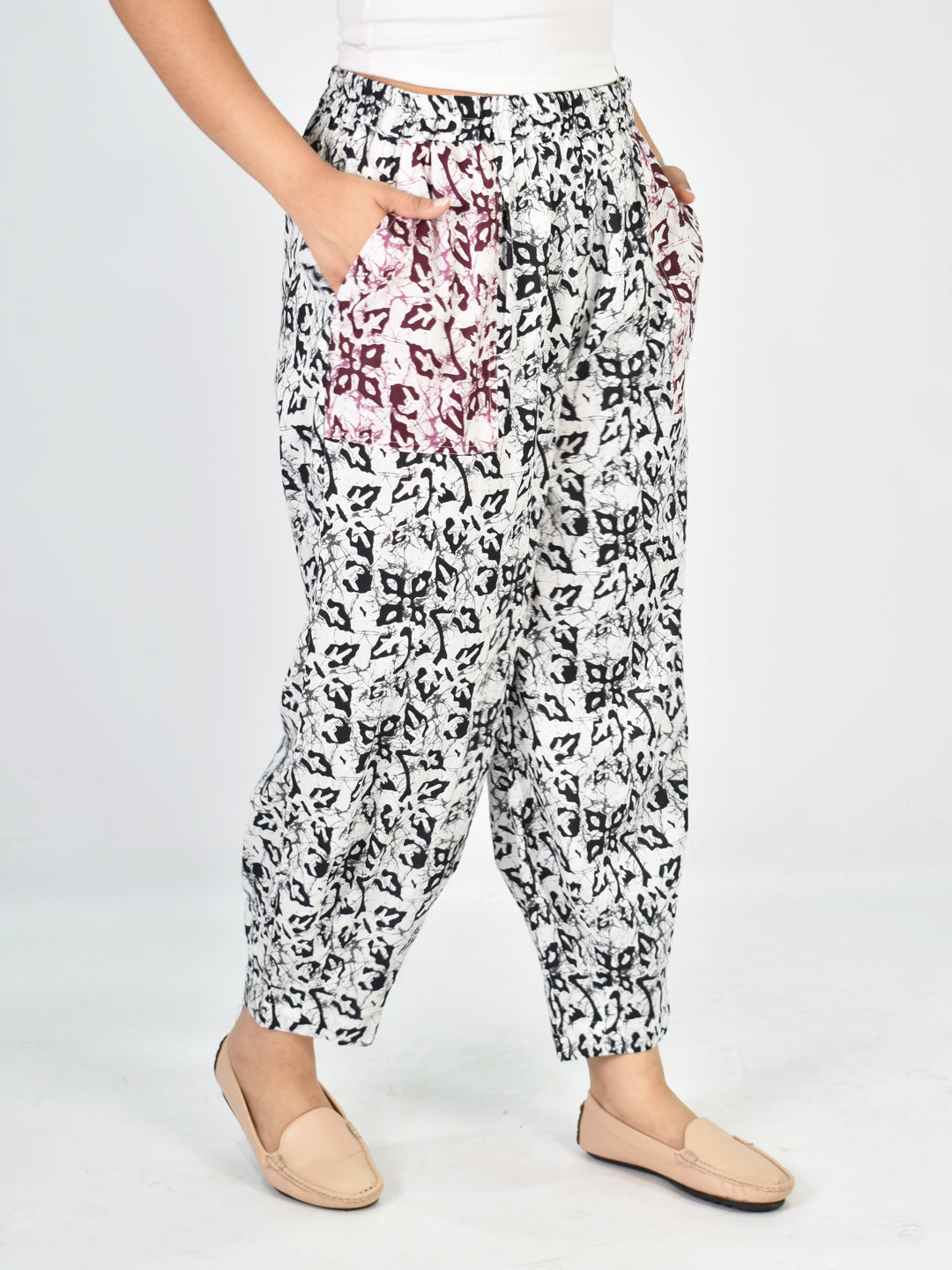 Printed Cotton Mom-Fit Pants - Black&WineMirage
