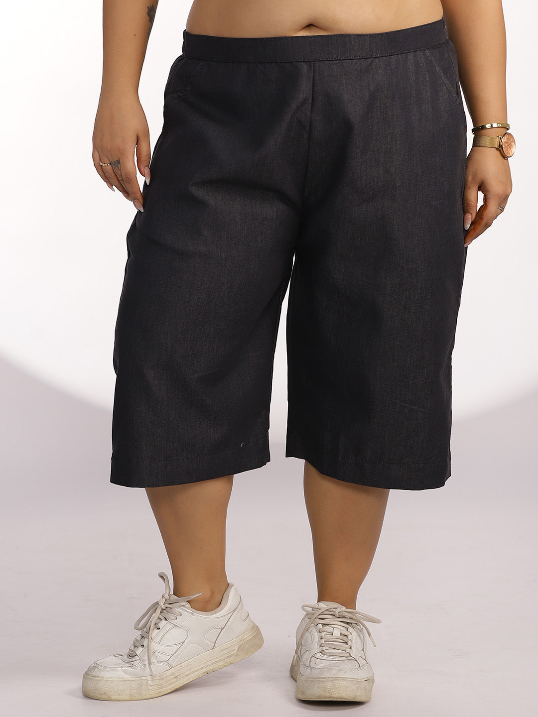 Black denim Jorts