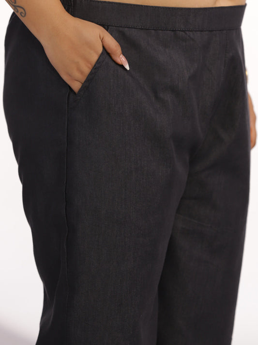 Black denim Jorts