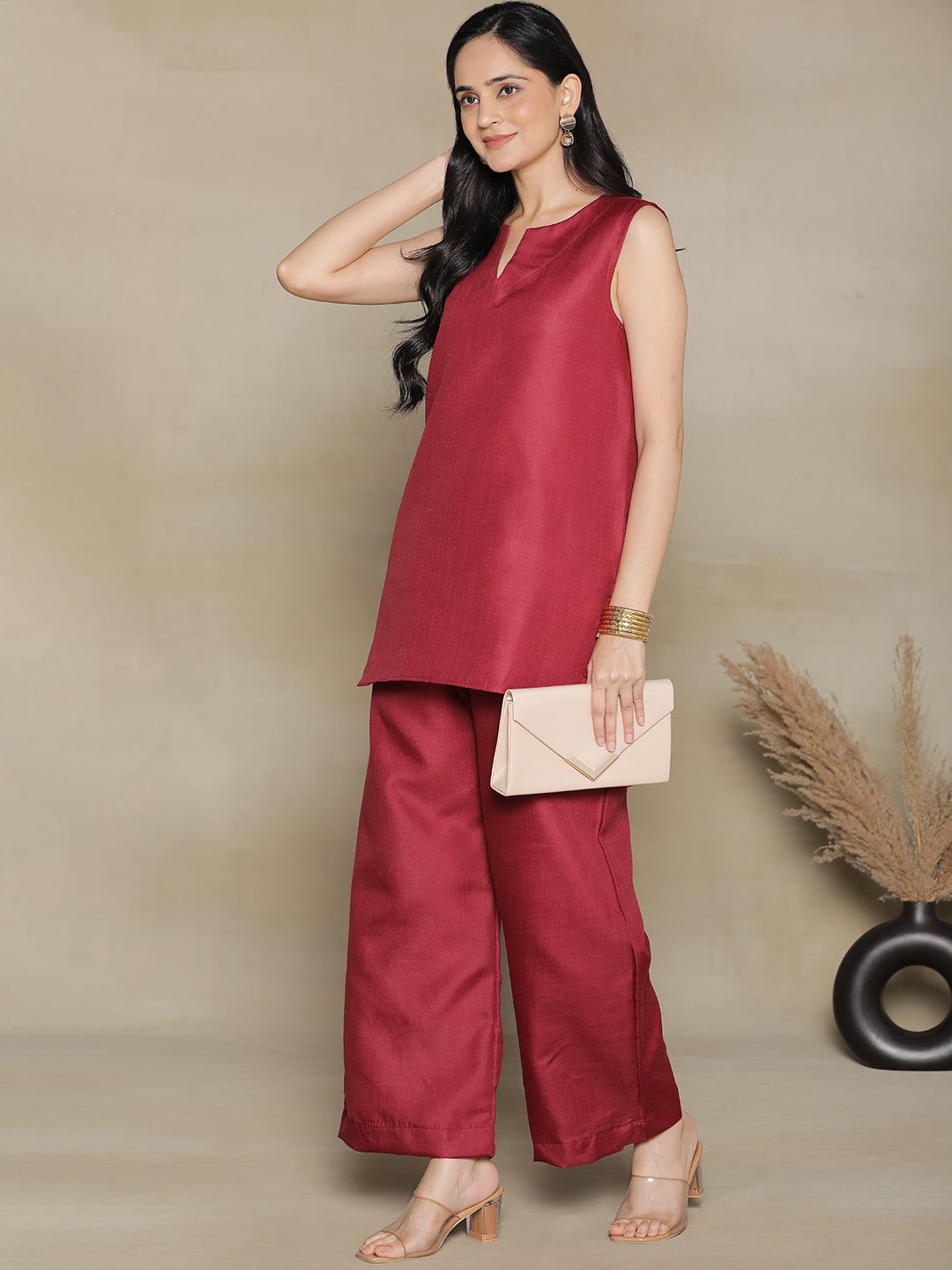 Maroon CottonSlub SleevelessKurti