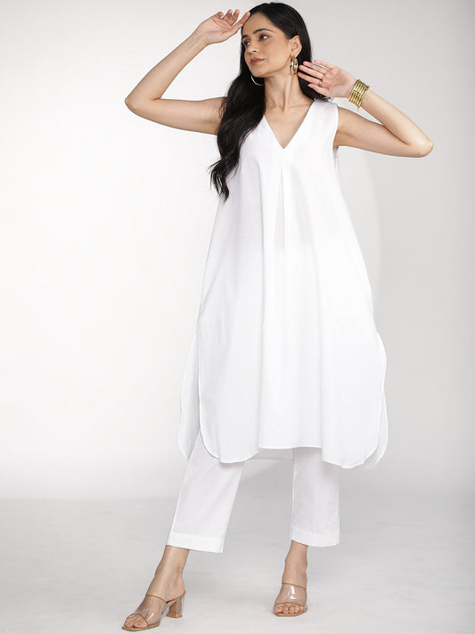 White Poplin PleatedKurta & Tapered Pants