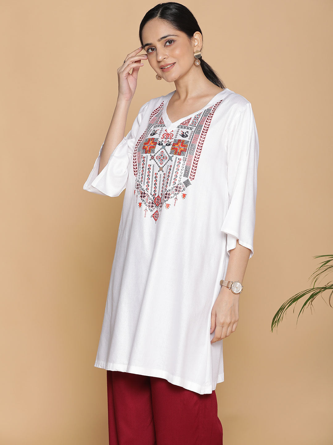 White Rayon Kurti - Kalakriti