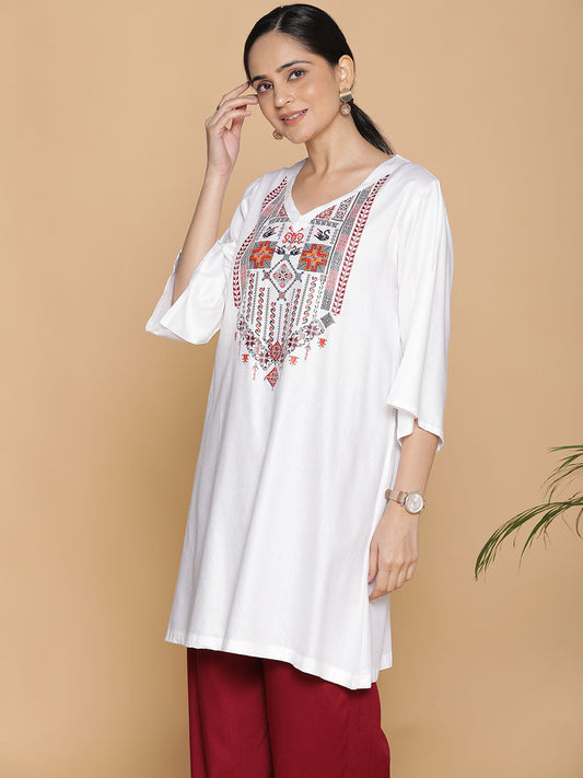 White Rayon Kurti - Kalakriti