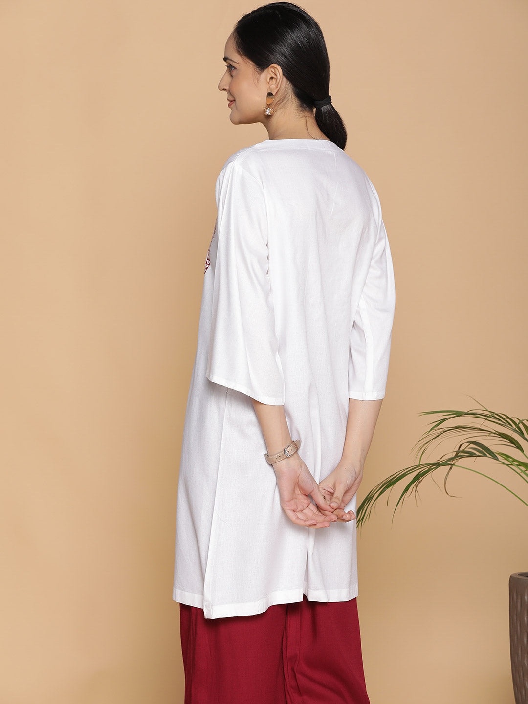 White Rayon Kurti - Kalakriti