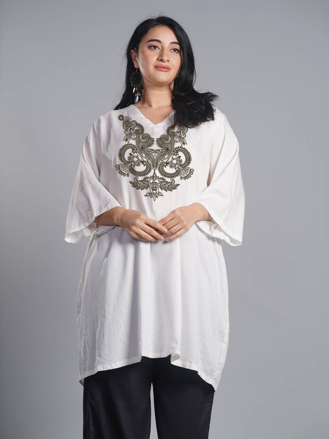 White Rayon Kurti - TopsyTurvy