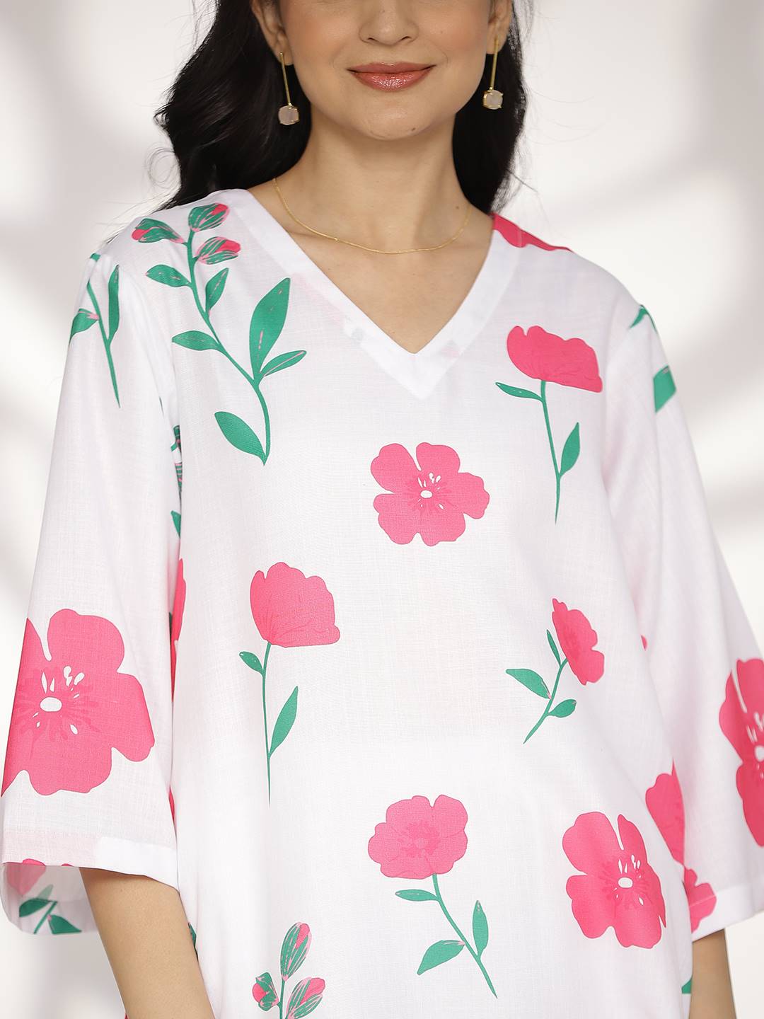 White&Fuschia FloralCottonSlub ShortKurti