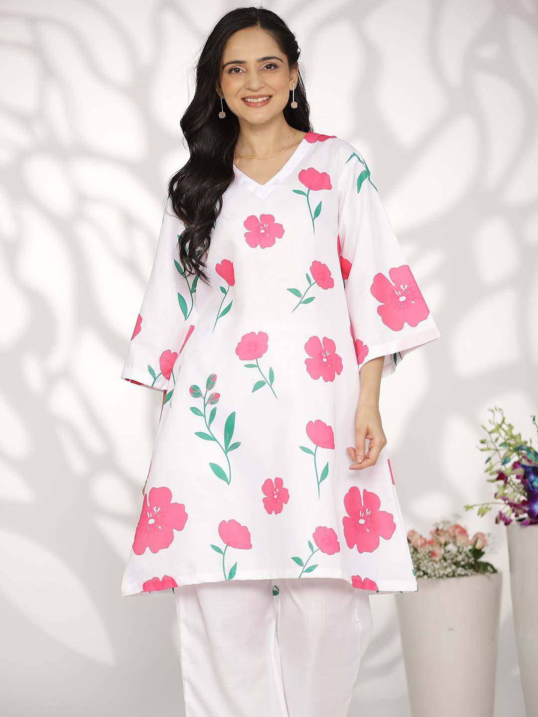 White&Fuschia FloralCottonSlub ShortKurti