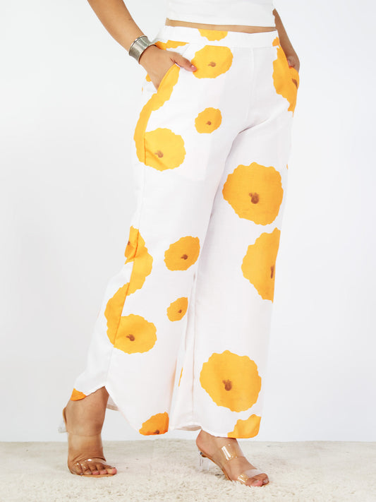 White&Yellow FloralCottonSlub Curved Palazzos