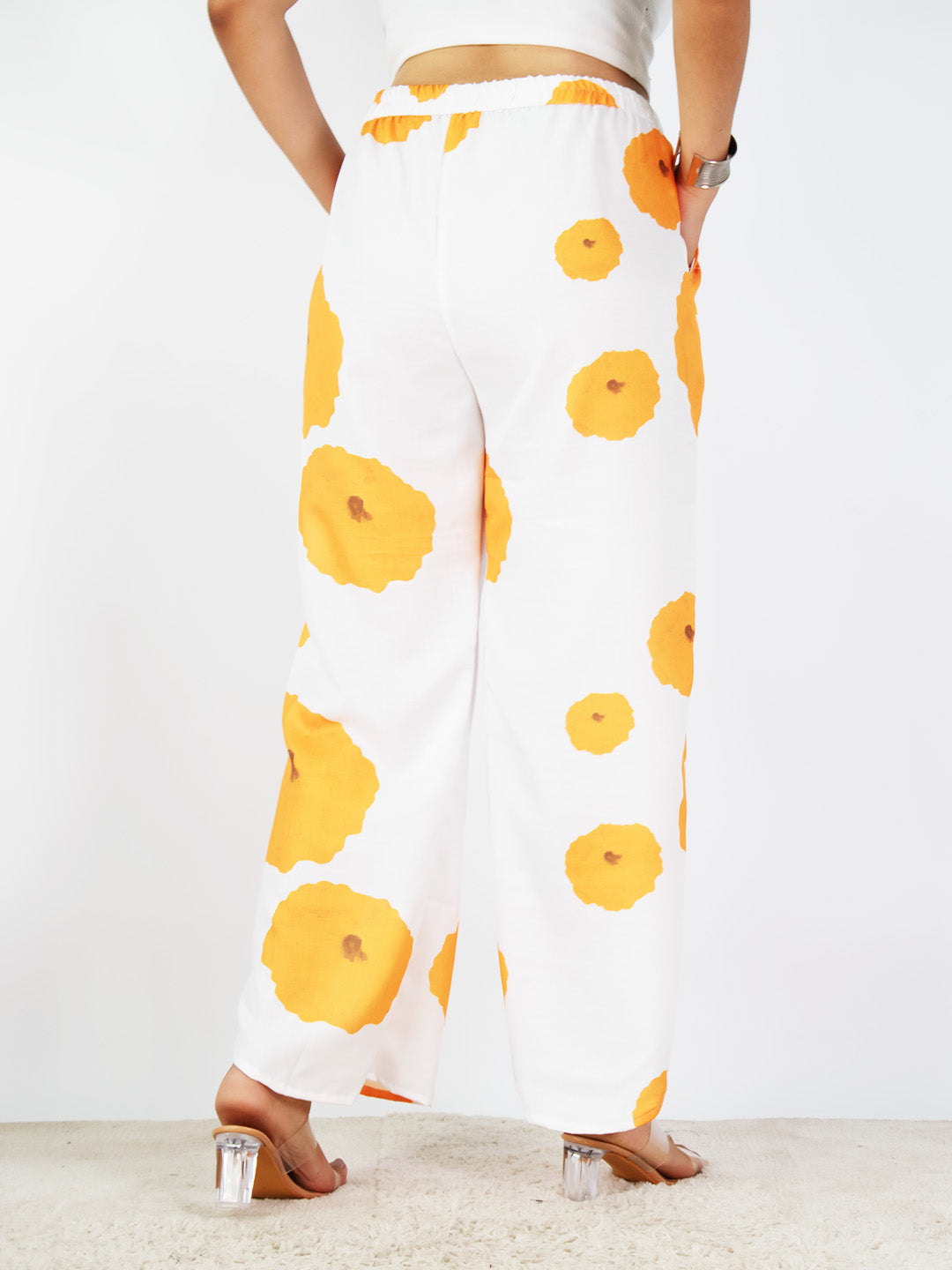 White&Yellow FloralCottonSlub Curved Palazzos
