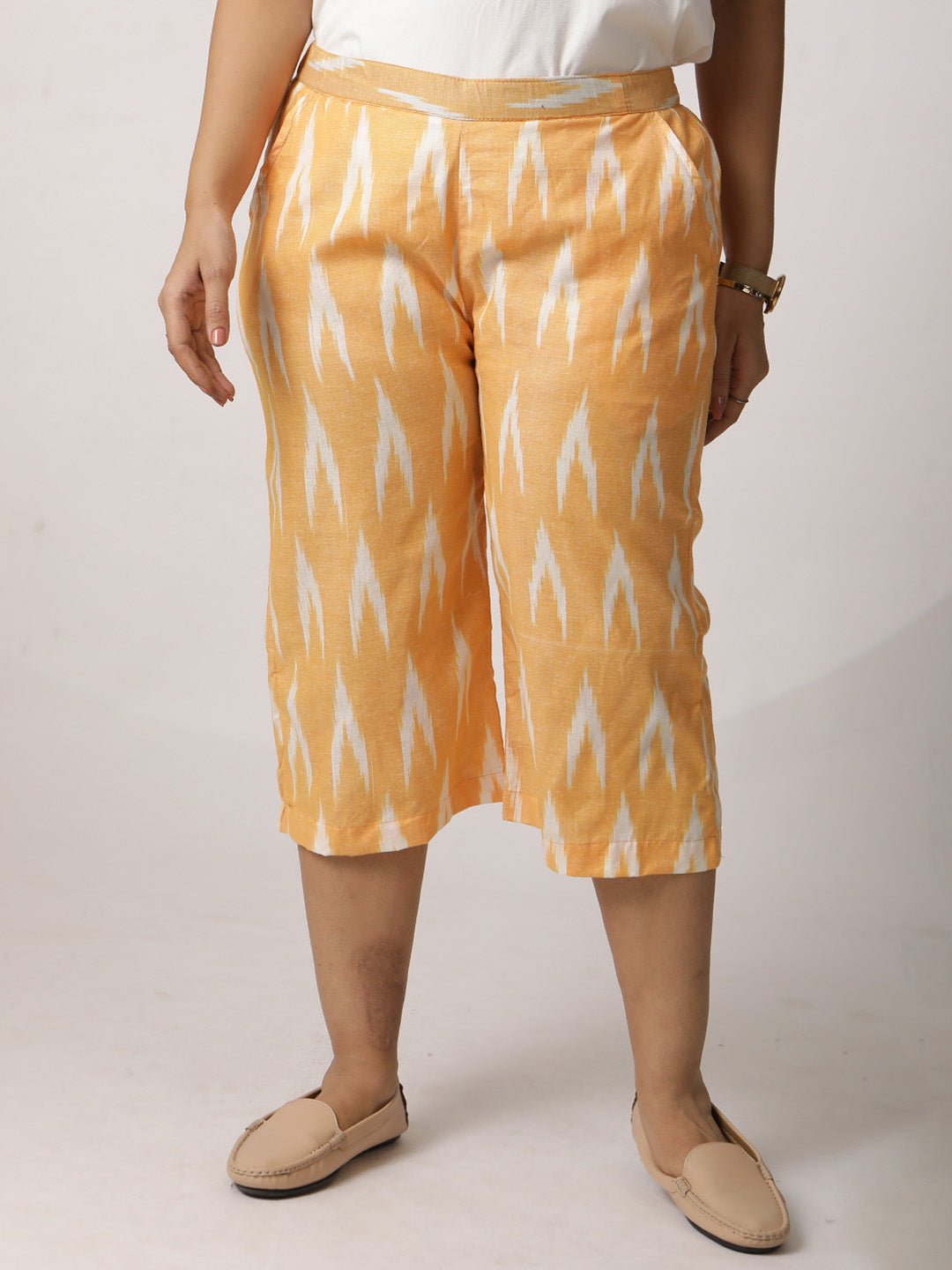 Amber Ikat Knee-Length Shorts